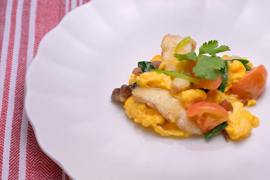 たいのトマトの炒め物